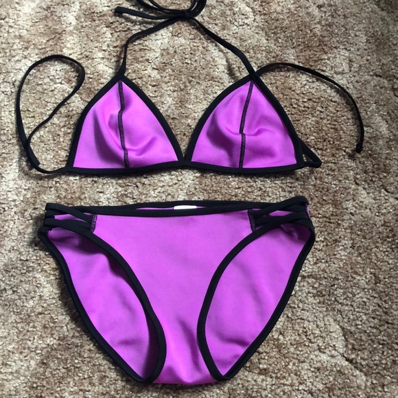 Bikini Bundle - Picture 3 of 5